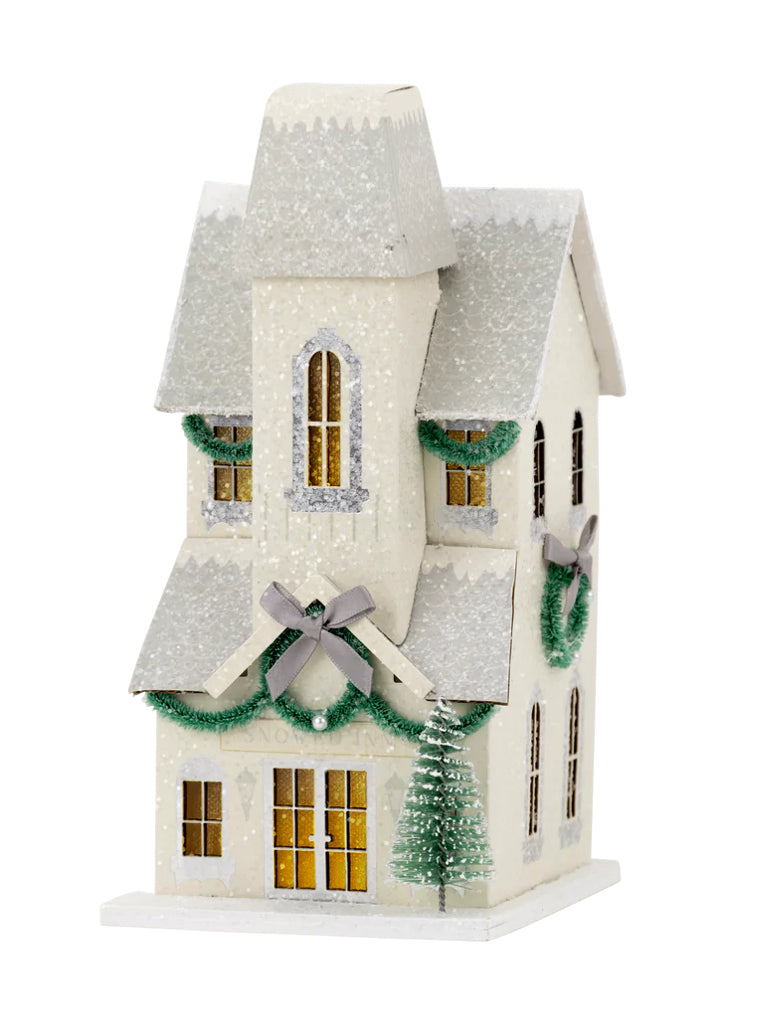 CHRISTMAS VILLAGE INN