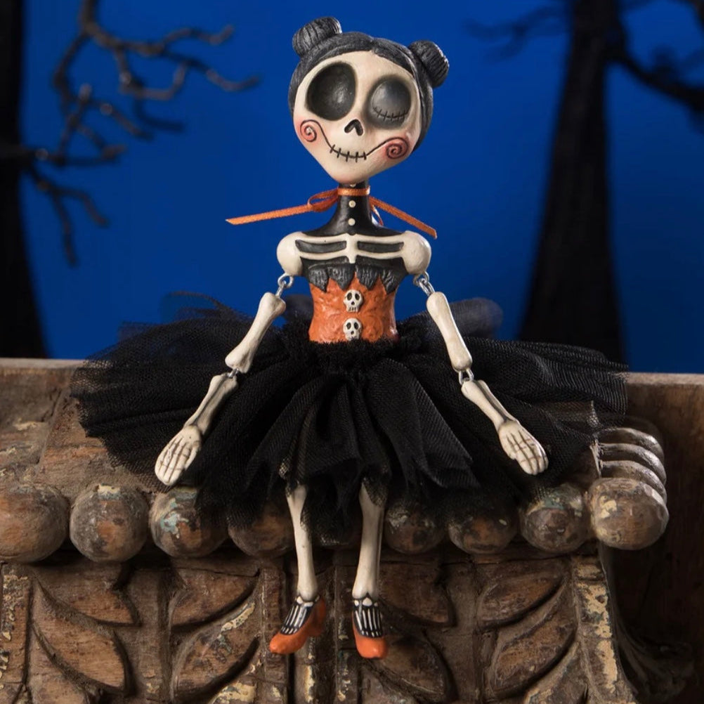 Vivian Skullgrave