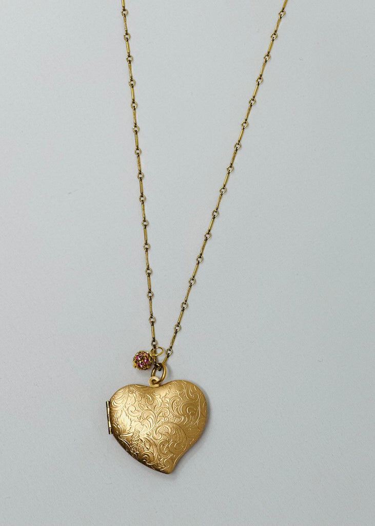 Brocade Etched Heart Locket Necklace