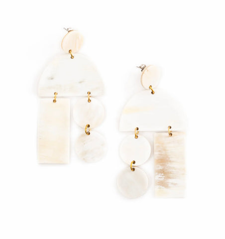 NATURAL HORN MOBILE EARRINGS