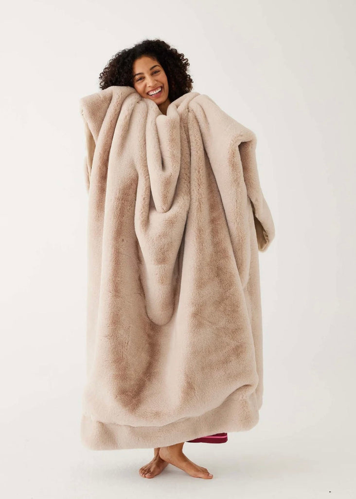 Cozy Cabin Faux Fur Blanket