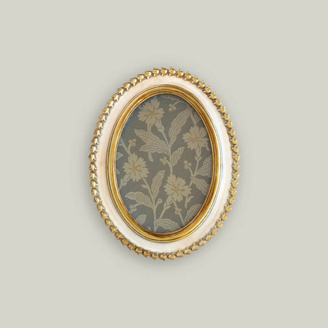 Cream Gold Oval Photo Frame