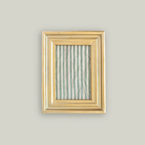 Double Ridge Photo Frame