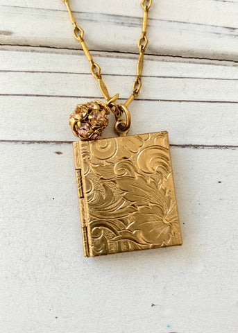 Brocade Etched Photo Locket Necklace