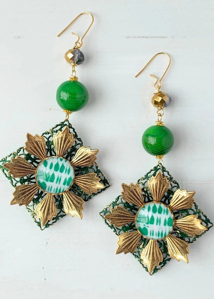 Spruce Chrysanthemum Dangle Earring