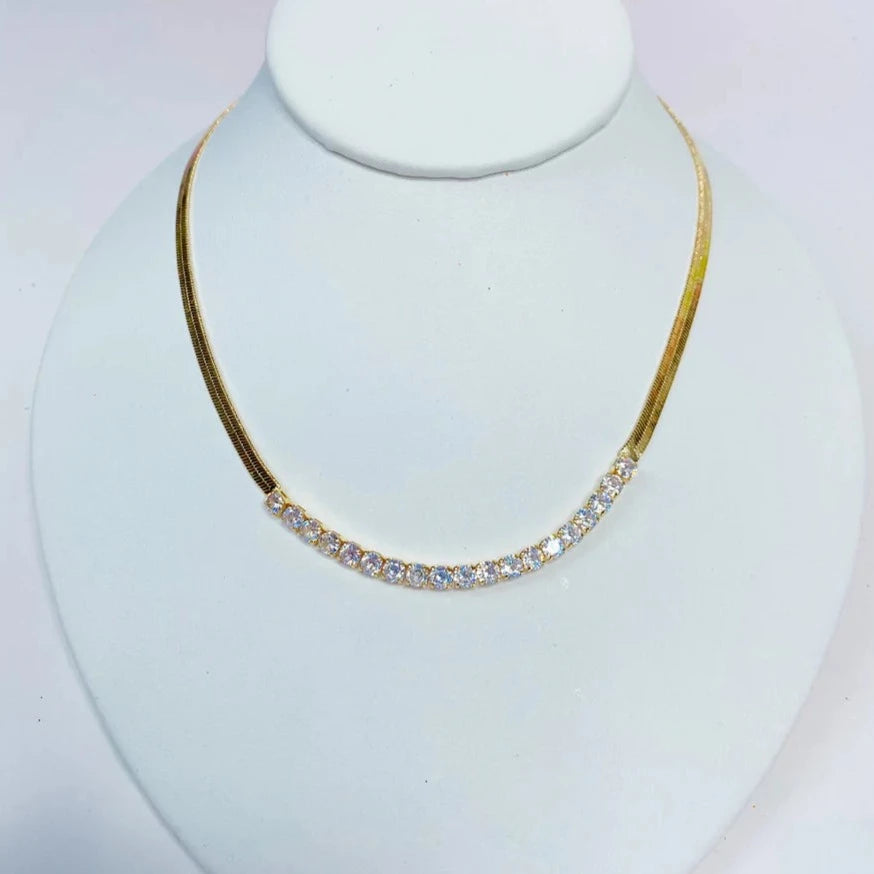 Quinn Baguette Choker